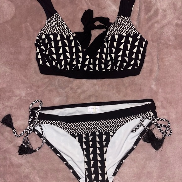 Lands' End Other - Lands' End Black and White Bikini Set